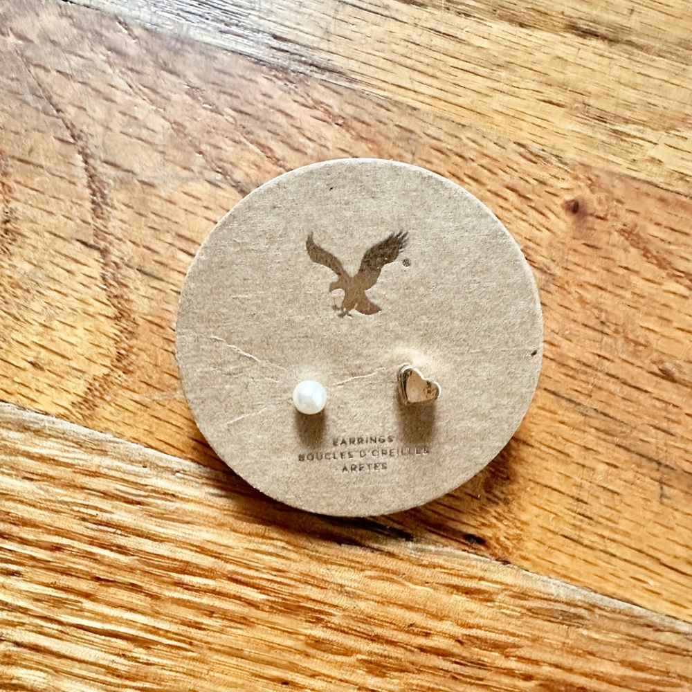 NEW American Eagle Mismatched Studs